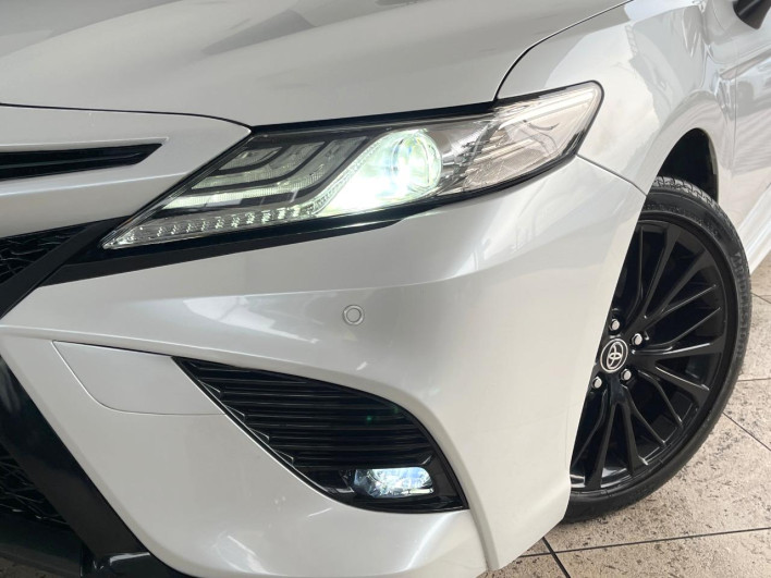 2020 Toyota Camry 6AA-AXVH70 (UW-6a24dfec9a92b)[10]