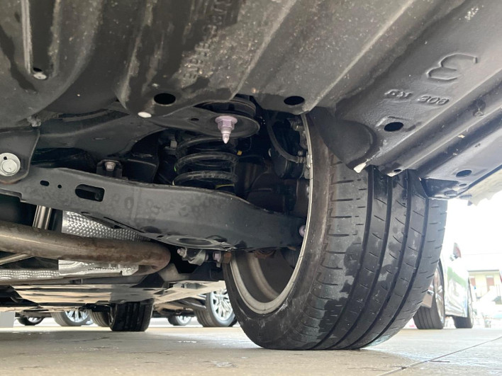2020 Toyota Camry 6AA-AXVH70 (UW-6a24dfec9a92b)[15]