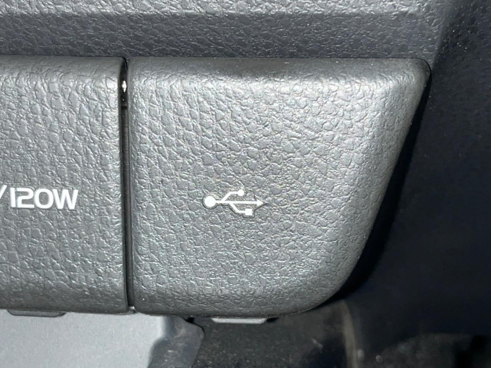 2020 Toyota Camry 6AA-AXVH75 (UW-6a24dfeccda8e)[27]