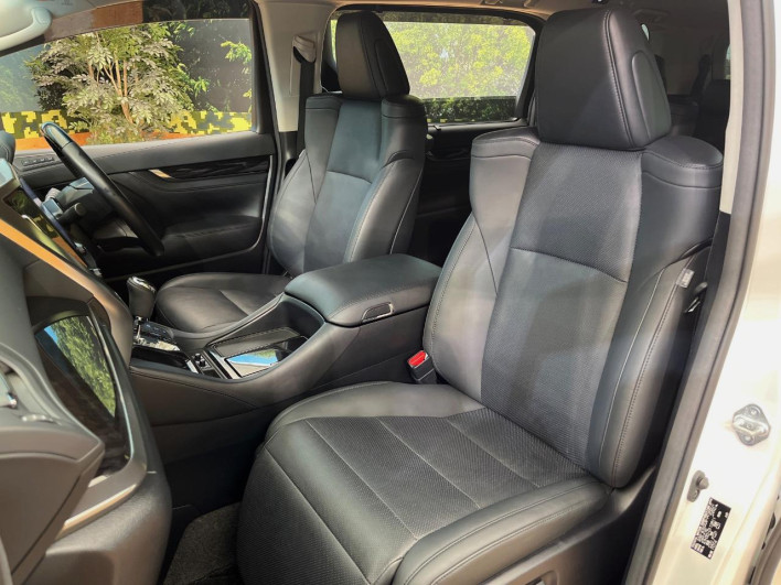 2020 Toyota Alphard Hybrid 6AA-AYH30W (UW-6a24dfef54d00)[23]