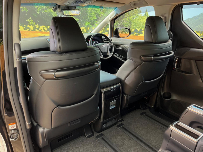 2022 Toyota Alphard Hybrid 6AA-AYH30W (UW-6a24dfefb6343)[27]