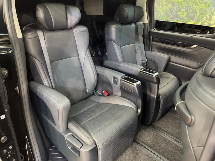 2022 Toyota Alphard Hybrid 6AA-AYH30W (UW-6a24dfefb6343)[29]