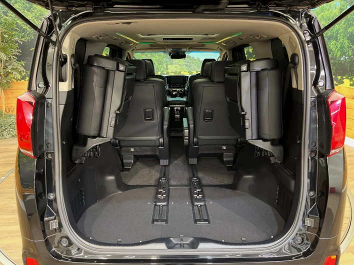 2022 Toyota Alphard Hybrid 6AA-AYH30W (UW-6a24dfefb6343)[12]