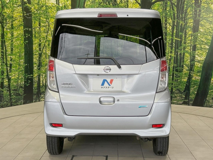 2015 Nissan DAYZ ROOX DBA-B21A (UW-6a24dff6b026f)[28]