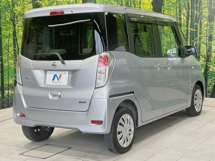2015 Nissan DAYZ ROOX DBA-B21A (UW-6a24dff6b026f)[29]