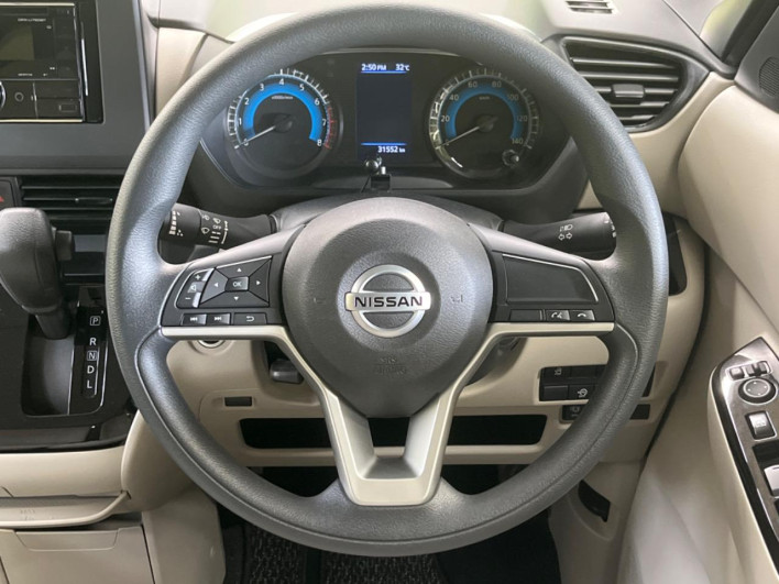 2020 Nissan Roox 5AA-B44A (UW-6a24e00328d33)[15]