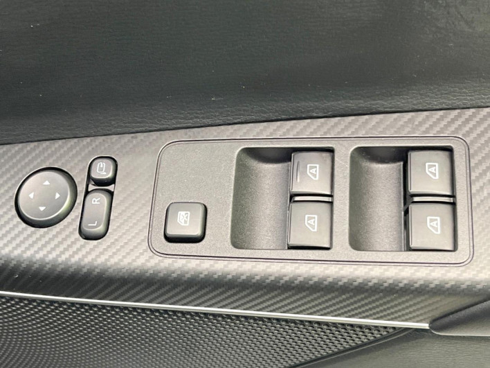 2021 Mitsubishi Delica D:5 3DA-CV1W (UW-6a24e01411fb9)[14]