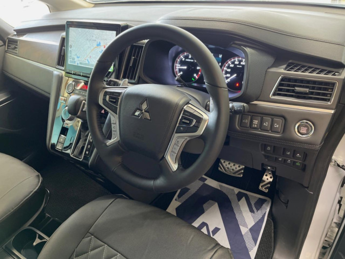 2024 Mitsubishi Delica D:5 3DA-CV1W (UW-6a24e01897949)[17]