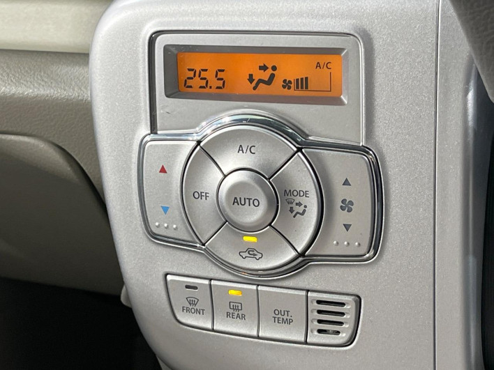2015 Suzuki Every Wagon ABA-DA17W (UW-6a24e01e4f036)[25]