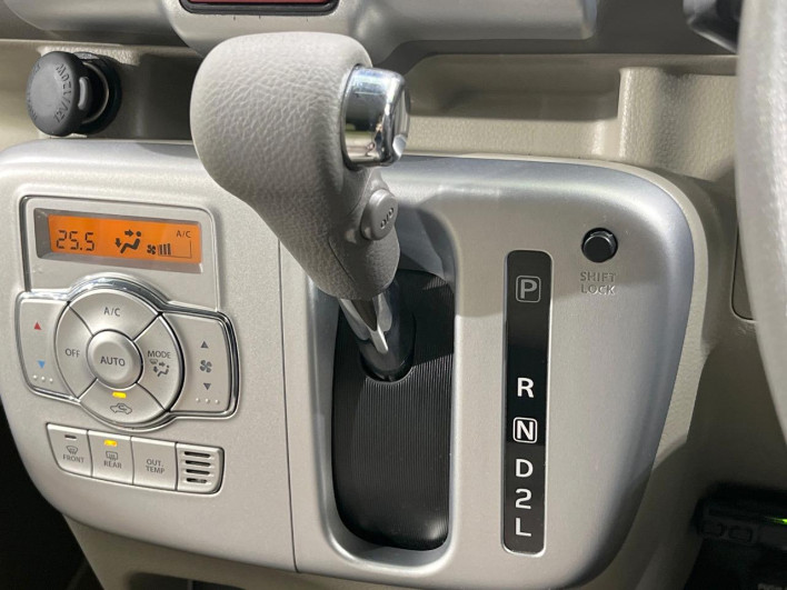2015 Suzuki Every Wagon ABA-DA17W (UW-6a24e01e4f036)[26]