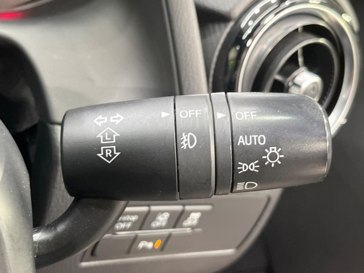 2018 Mazda Demio LDA-DJ5FS (UW-6a24e020c7a9e)[22]
