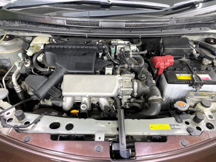 2016 Nissan Note DBA-E12 (UW-6a24e02621cb1)[4]