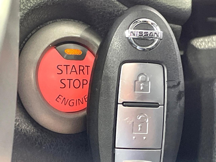 2016 Nissan Note DBA-E12 (UW-6a24e02621cb1)[29]
