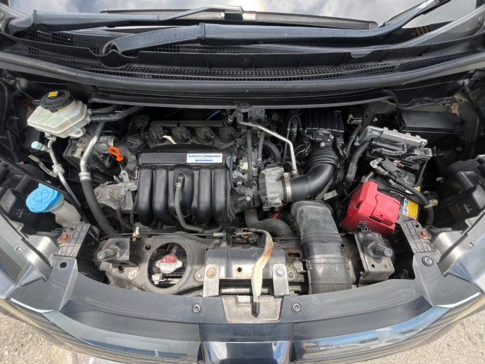 2017 Honda Freed hybrid DAA-GB7 (UW-6a24e03654c45)[4]