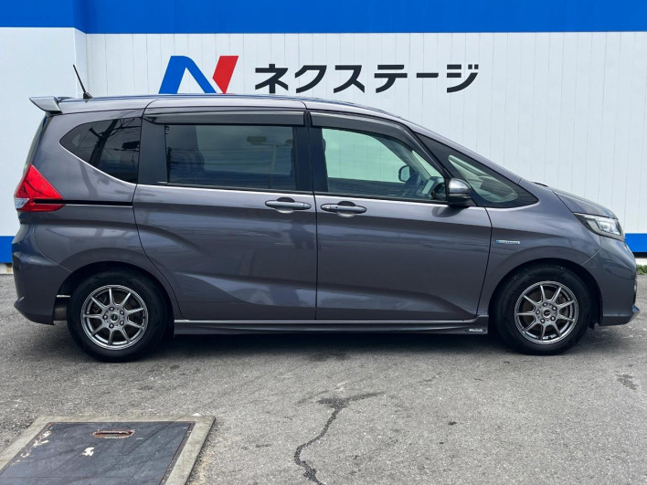 2017 Honda Freed hybrid DAA-GB7 (UW-6a24e03654c45)[23]
