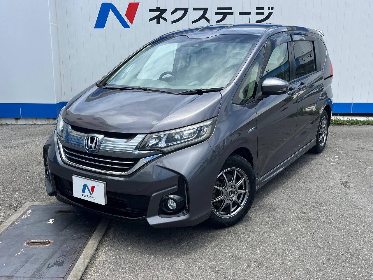 2017 Honda Freed hybrid DAA-GB7