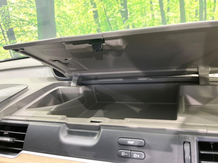 2018 Honda Freed hybrid DAA-GB8 (UW-6a24e03892270)[20]