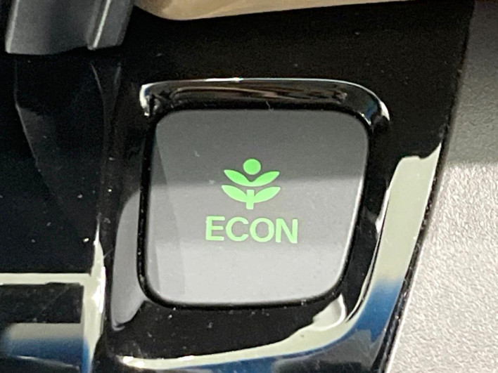 2018 Honda Freed hybrid DAA-GB8 (UW-6a24e03892270)[21]