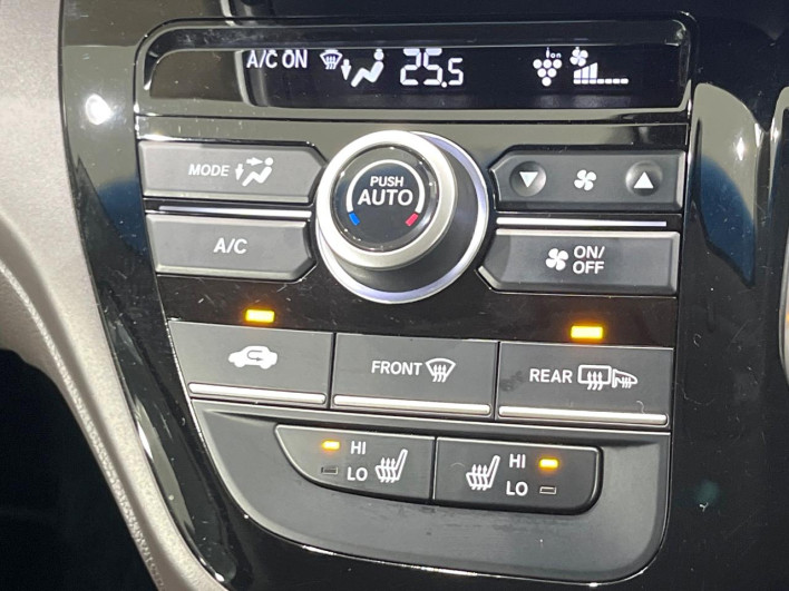 2018 Honda Freed hybrid DAA-GB8 (UW-6a24e03892270)[26]