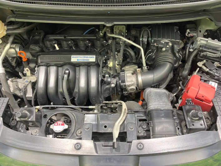 2018 Honda Freed hybrid DAA-GB8 (UW-6a24e03892270)[12]