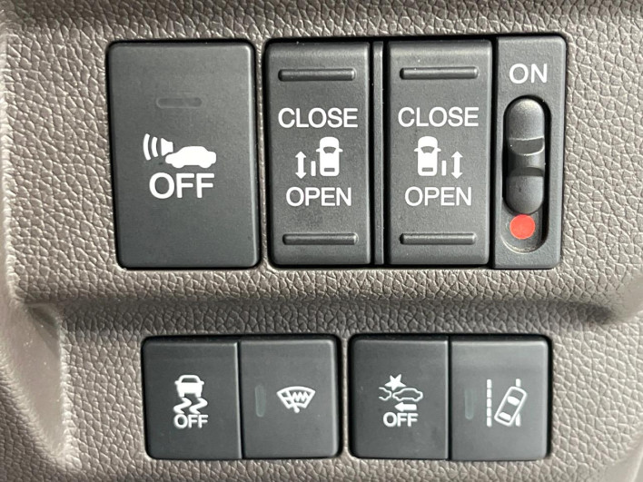 2018 Honda Freed hybrid DAA-GB8 (UW-6a24e03892270)[15]