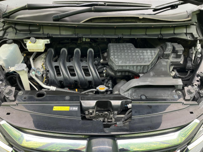 2016 Nissan Serena DAA-GFC27 (UW-6a24e03d17d07)[4]