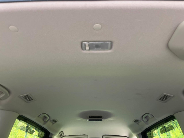 2016 Nissan Serena DAA-GFC27 (UW-6a24e03d17d07)[27]