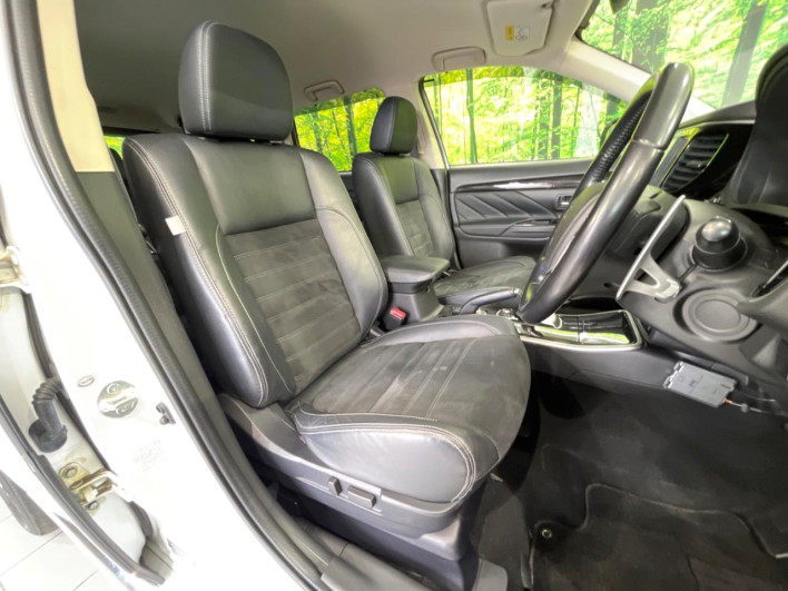 2015 Mitsubishi OUTLANDER PHEV DLA-GG2W (UW-6a24e0441a024)[24]