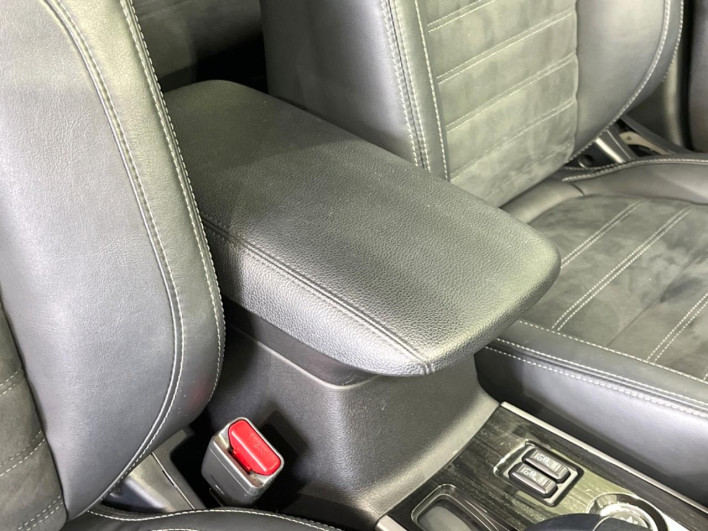 2015 Mitsubishi OUTLANDER PHEV DLA-GG2W (UW-6a24e0441a024)[25]