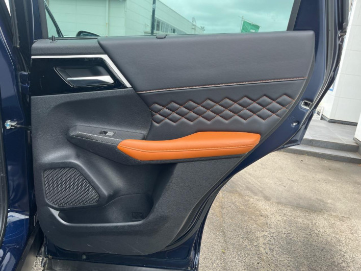 2022 Mitsubishi OUTLANDER PHEV 5LA-GN0W (UW-6a24e046e9fcc)[21]
