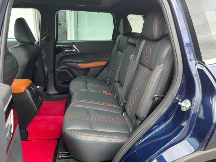 2022 Mitsubishi OUTLANDER PHEV 5LA-GN0W (UW-6a24e046e9fcc)[16]