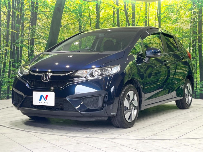2015 Honda Fit Hybrid DAA-GP5 (UW-6a24e048bed23)[14]
