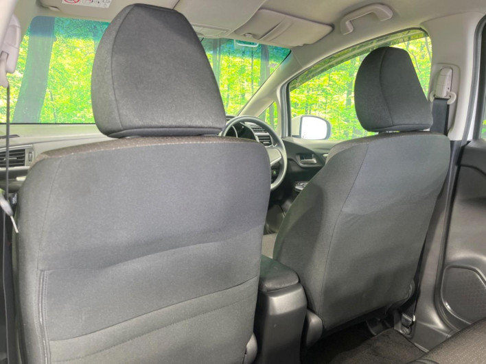 2016 Honda Fit Hybrid DAA-GP5 (UW-6a24e048db09a)[13]