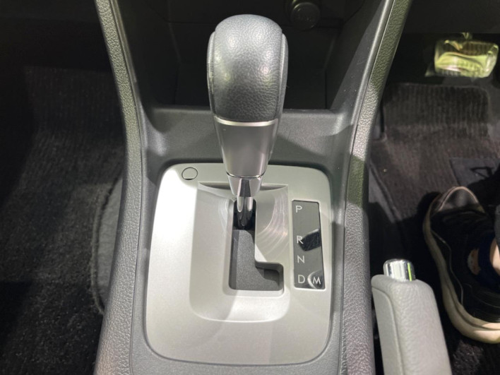 2013 Subaru Impreza Sport DBA-GP7 (UW-6a24e04a49087)[17]