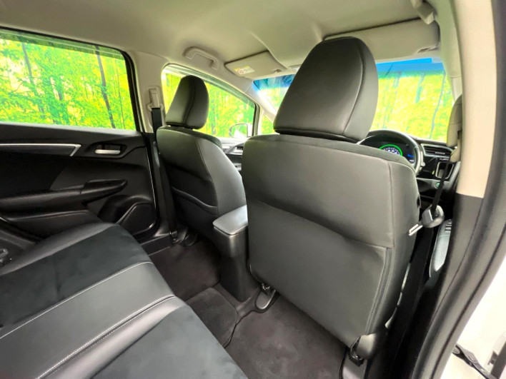 2017 Honda SHUTTLE DAA-GP7 (UW-6a24e04b18781)[25]