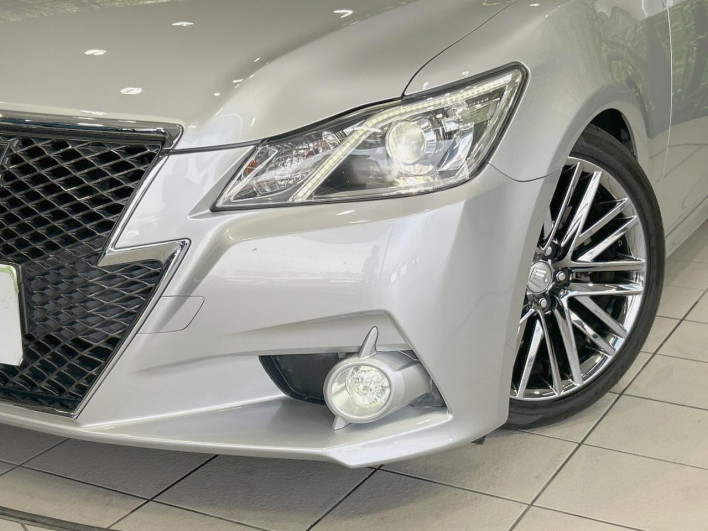 2013 Toyota Crown DBA-GRS210 (UW-6a24e04d4cddd)[7]