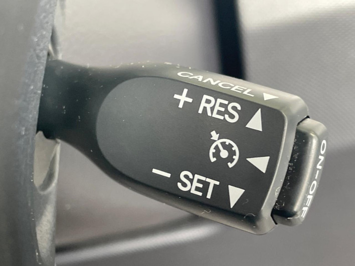 2015 Toyota Estima DBA-GSR50W (UW-6a24e04fb4706)[22]