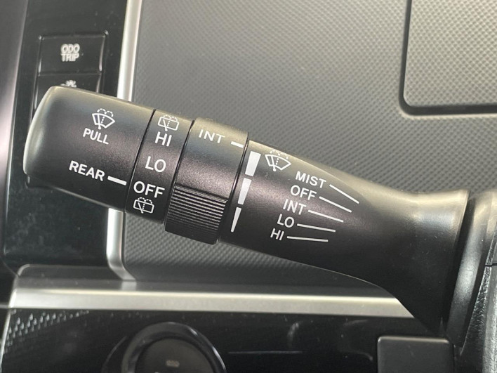 2015 Toyota Estima DBA-GSR50W (UW-6a24e04fb4706)[21]