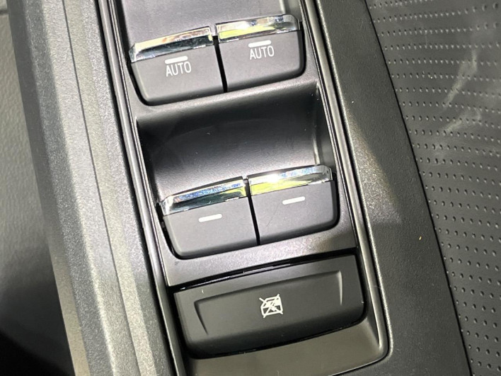 2017 Subaru Impreza Sport DBA-GT7 (UW-6a24e051a1693)[13]