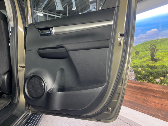 2022 Toyota Hilux 3DF-GUN125 (UW-6a24e054c0443)[19]