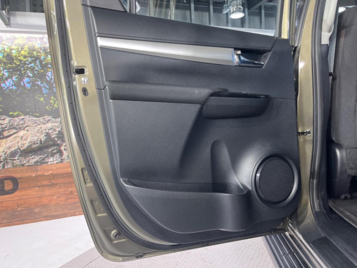 2022 Toyota Hilux 3DF-GUN125 (UW-6a24e054c0443)[23]