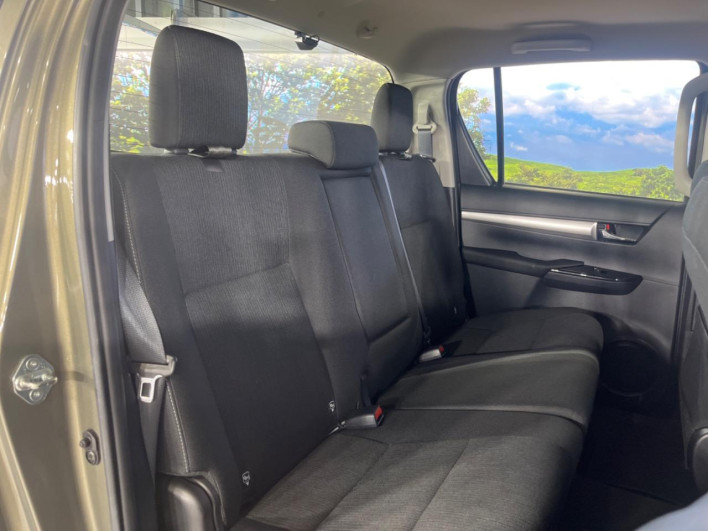 2022 Toyota Hilux 3DF-GUN125 (UW-6a24e054c0443)[28]
