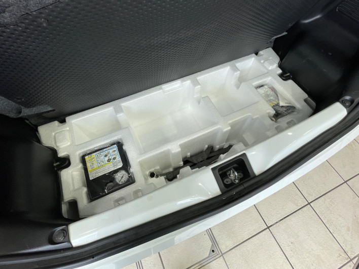2018 Suzuki Alto DBA-HA36S (UW-6a24e05988abf)[17]