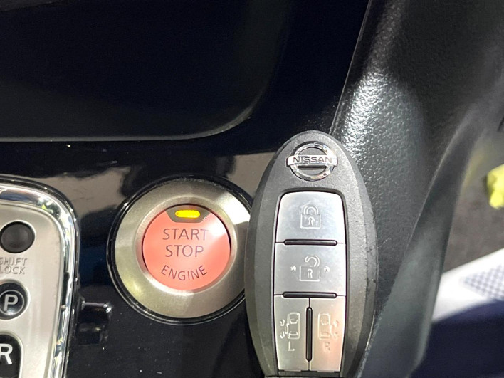 2014 Nissan Serena DAA-HFC26 (UW-6a24e061f103a)[9]