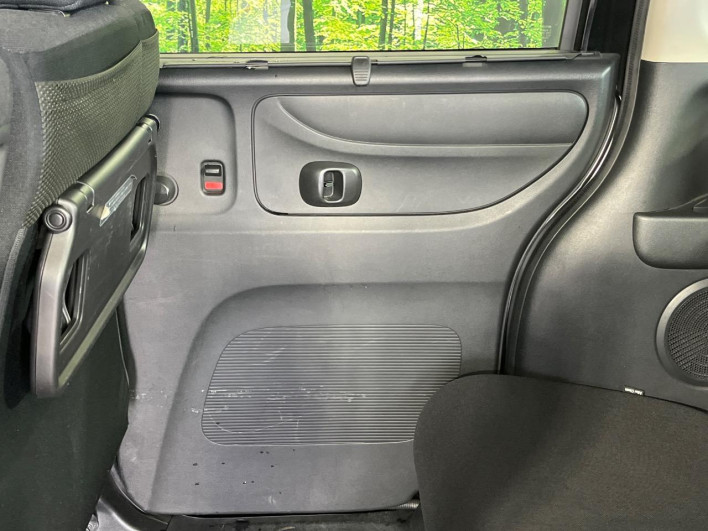 2015 Honda N-BOX CUSTOM DBA-JF1 (UW-6a24e073bb8f8)[18]