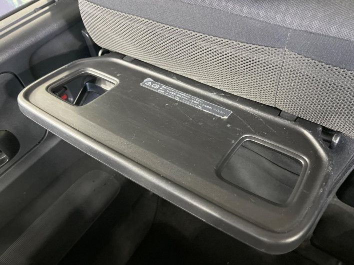 2015 Honda N-BOX CUSTOM DBA-JF1 (UW-6a24e073bb8f8)[28]