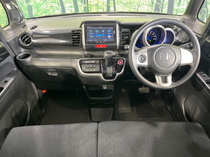 2015 Honda N-BOX CUSTOM DBA-JF1 (UW-6a24e073bb8f8)[29]