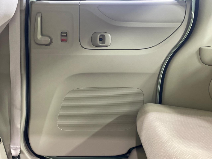 2012 Honda N-BOX DBA-JF2 (UW-6a24e0791f3d4)[22]