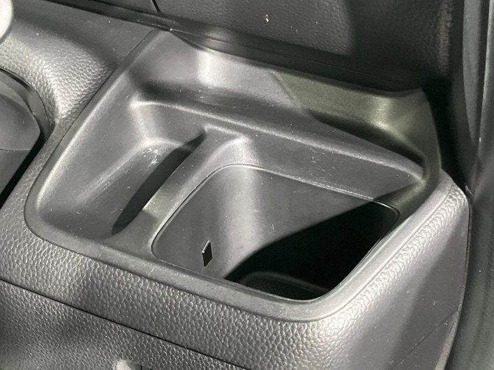 2018 Honda N-BOX CUSTOM DBA-JF3 (UW-6a24e07ab284c)[7]