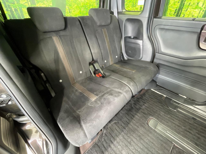 2018 Honda N-BOX CUSTOM DBA-JF3 (UW-6a24e07aec208)[27]